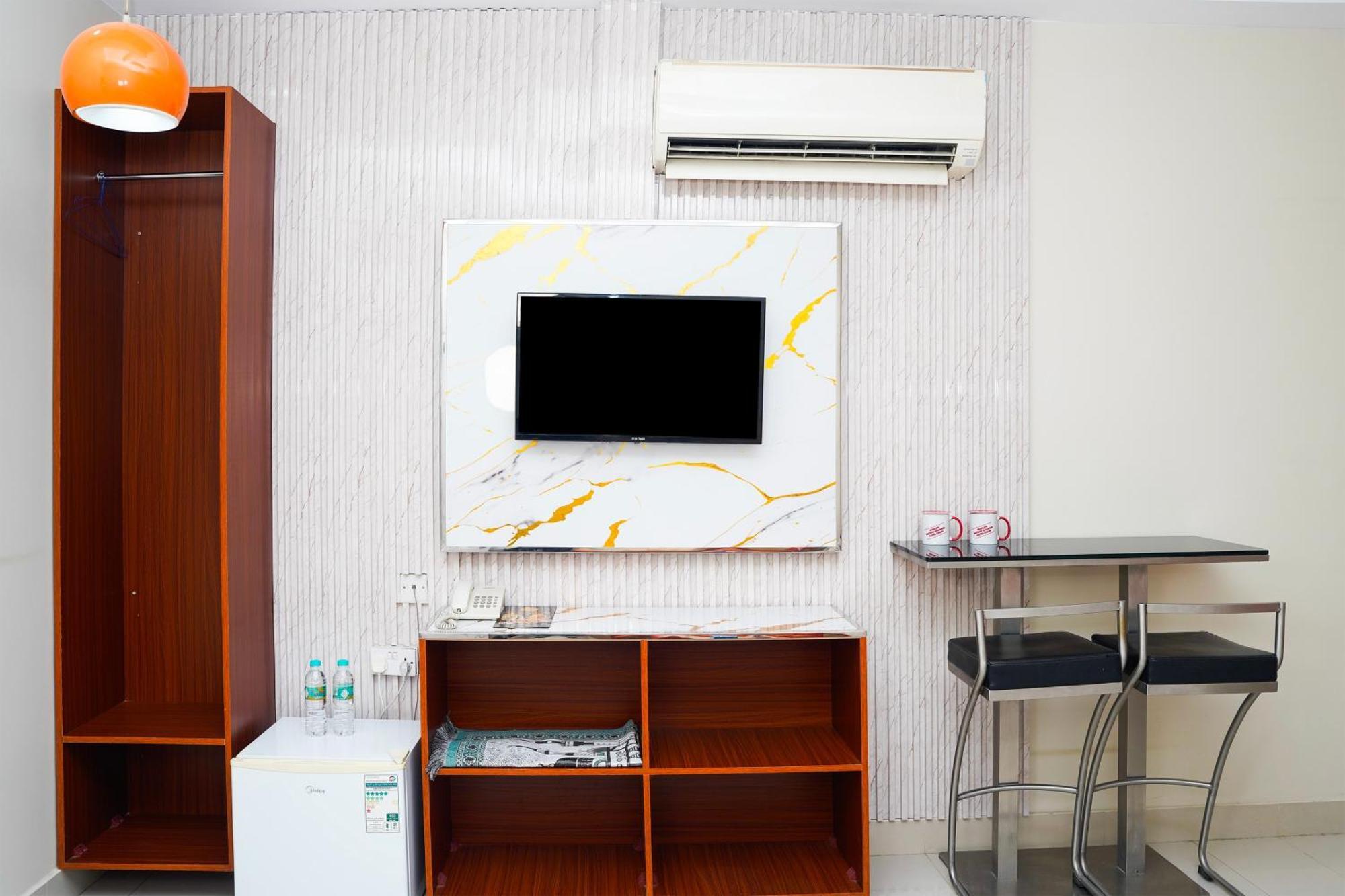 זאב Al Bayrahaa Hotel Apartments מראה חיצוני תמונה